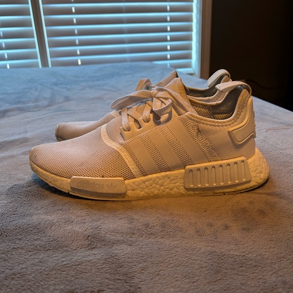 Adidas NMD Triple White Size 9 - Picture 1 of 5